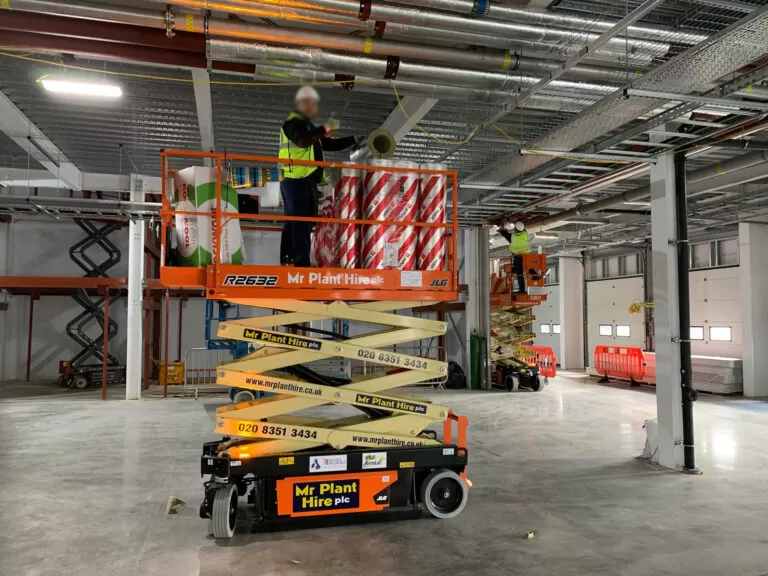 Electric Scissor Lift