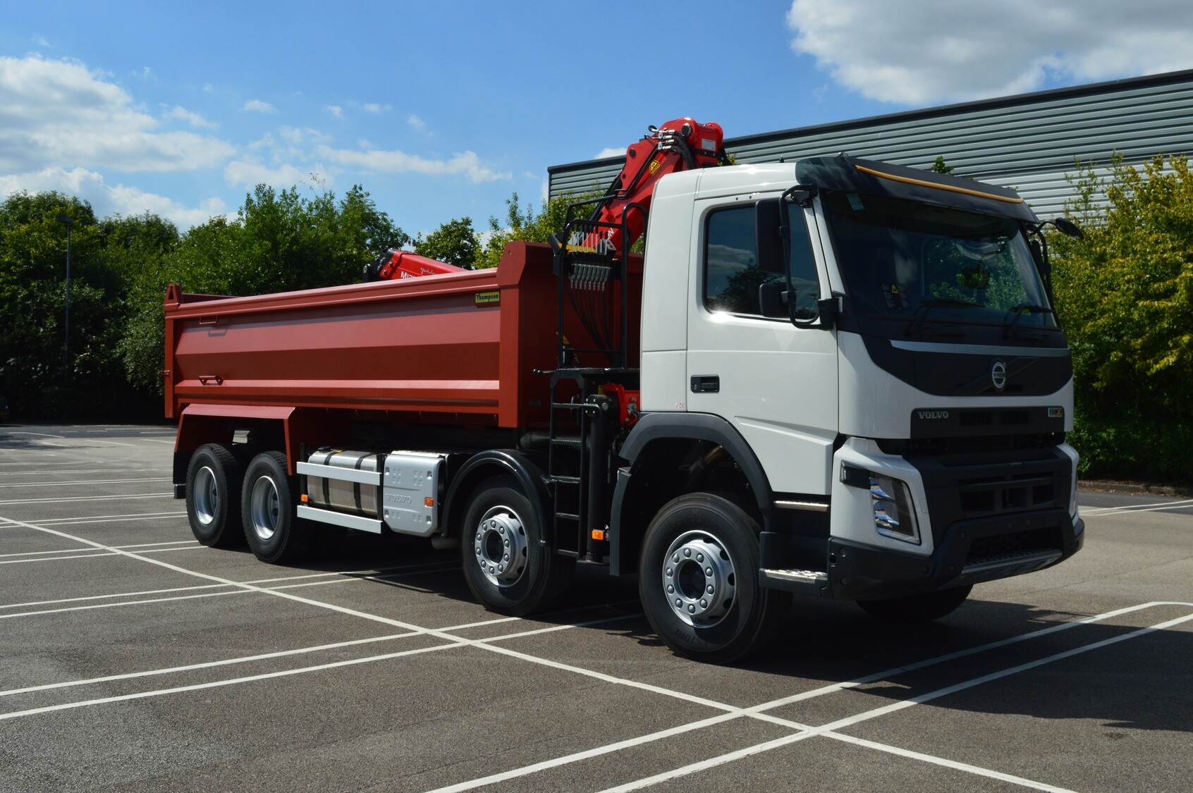 8x4 Grab lorry 32 ton