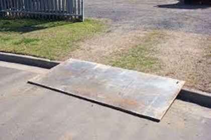 Metal Road Plate 2.4m x 1.2m