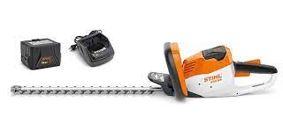18" Cordless Hedge Trimmer - C/w Battery & Charger