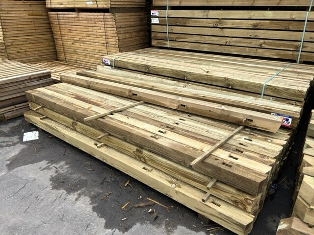Timber Posts 100mm x 100mm (morticed for closeboard)