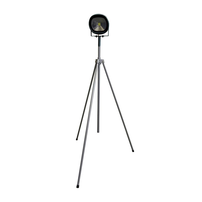 Single Head LED Flood Light 110v with a Folding Tripod Stand & Mast extending to a height of 2.1m