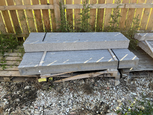 Recessed concrete gravel boards