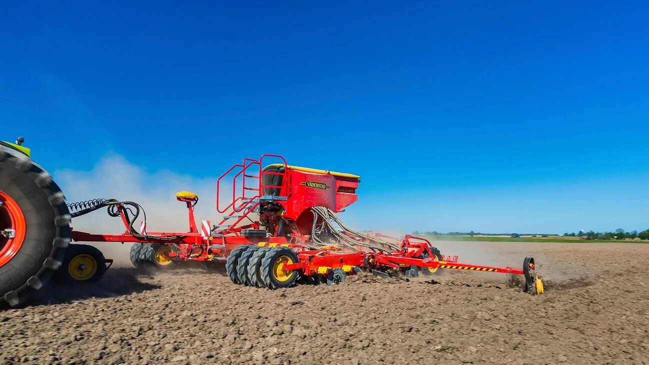 Vaderstad Rapid 6m drill